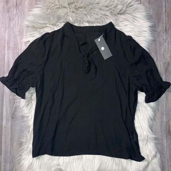 BLACK Scrunched Sleeve Tie Neck Blouse - Picture 2 of 6